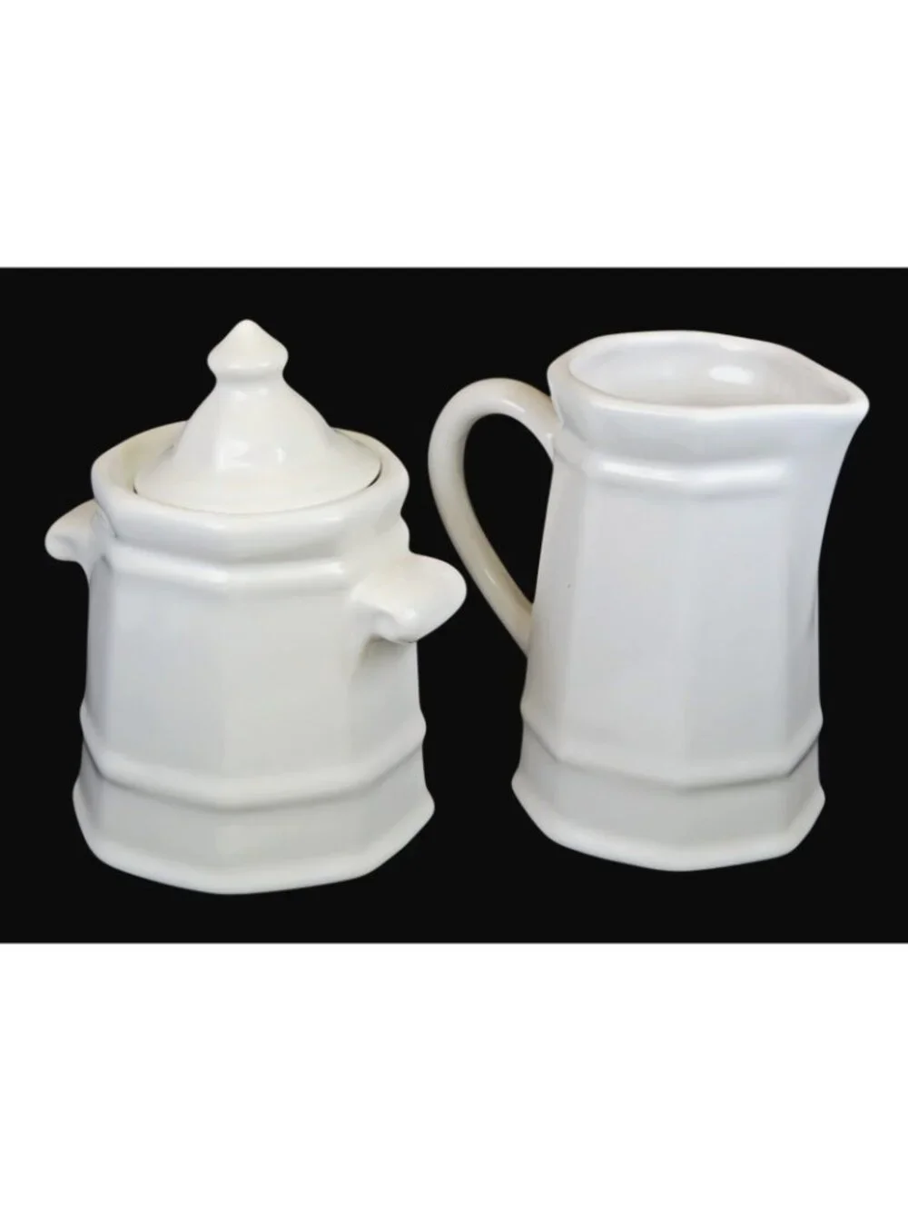 Pfaltzgraff Heritage White Creamer & Sugar Set USA Castle Mark Vintage 1960s-70s